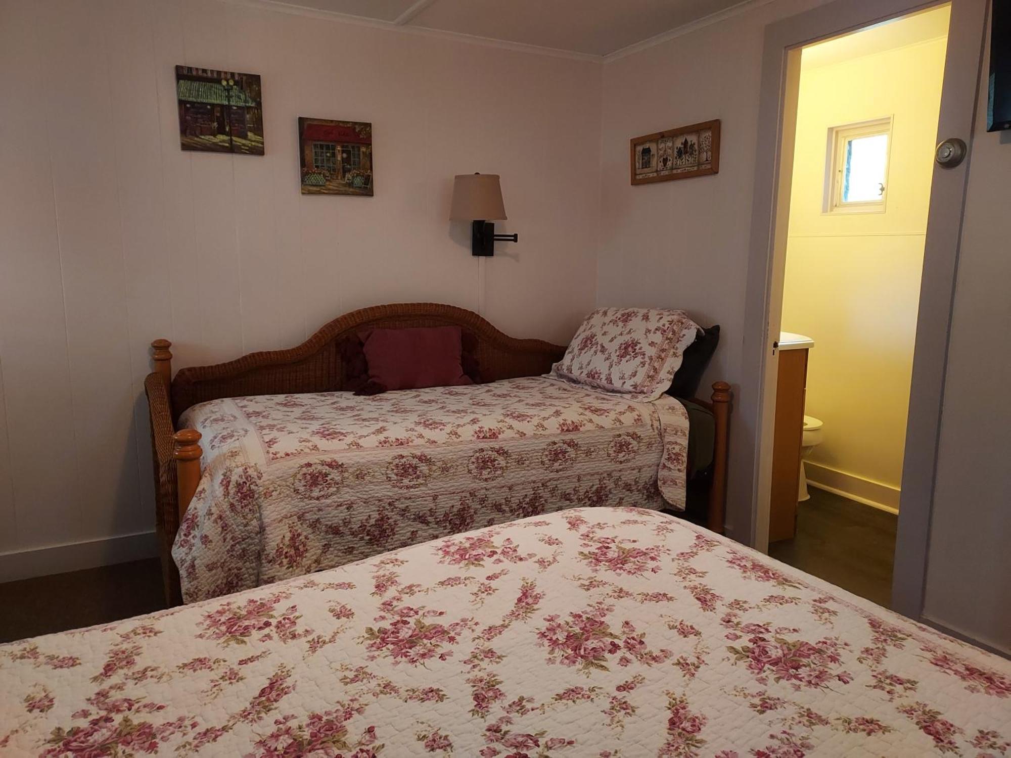 Serenity Motel Shaftsbury Zewnętrze zdjęcie